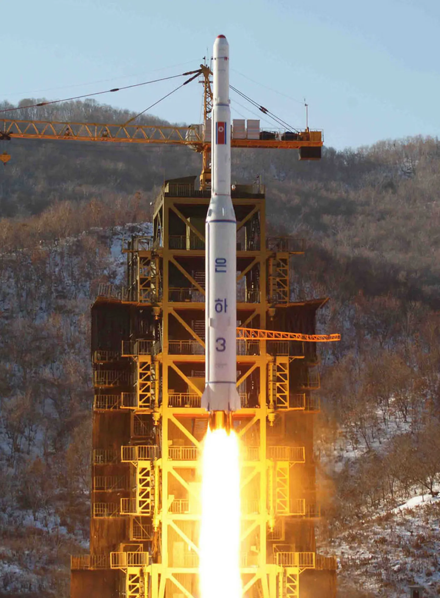 Unha-3 startimas.