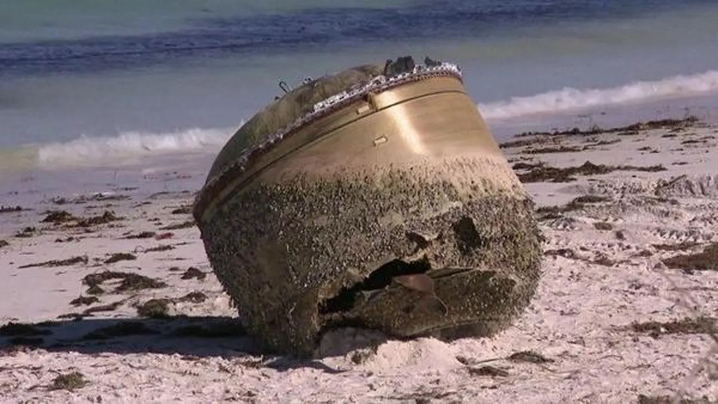 Noslēpumainais objekts Austrālijas pludmalē