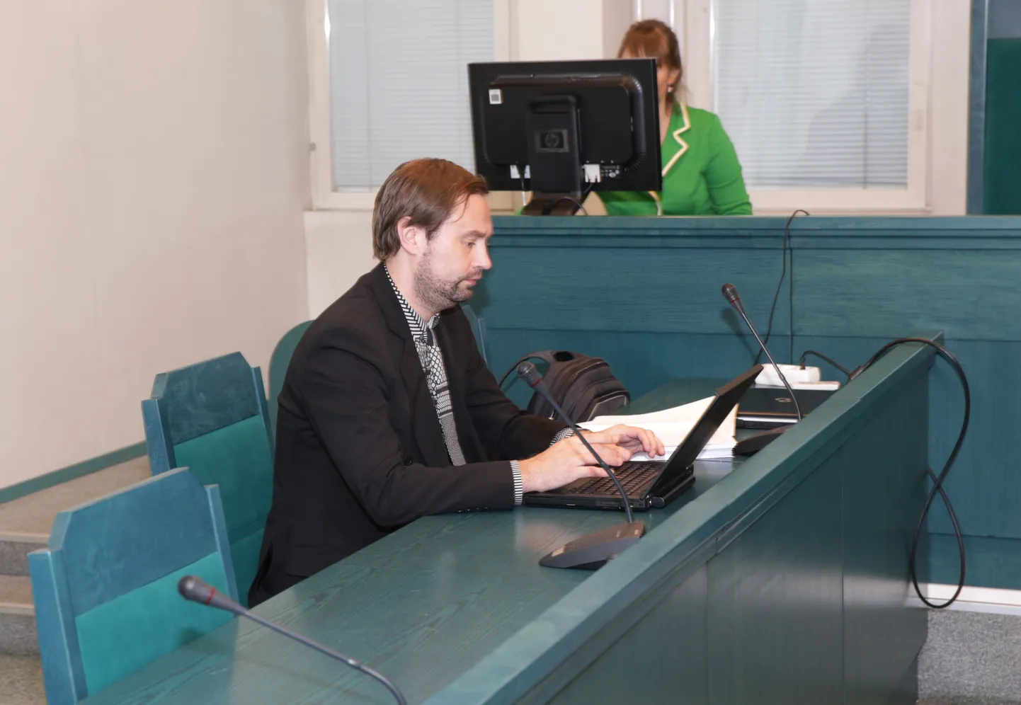 Riigiprokurör Steven-Hristo Evestus Bakuu võlakirjade protsessil.