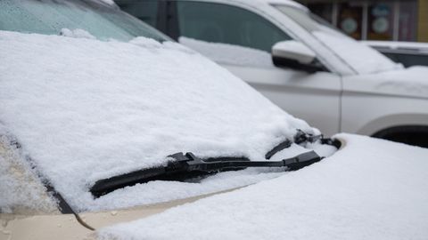 Laupäeval levib üle Eesti lumesadu ning teeolud halvenevad