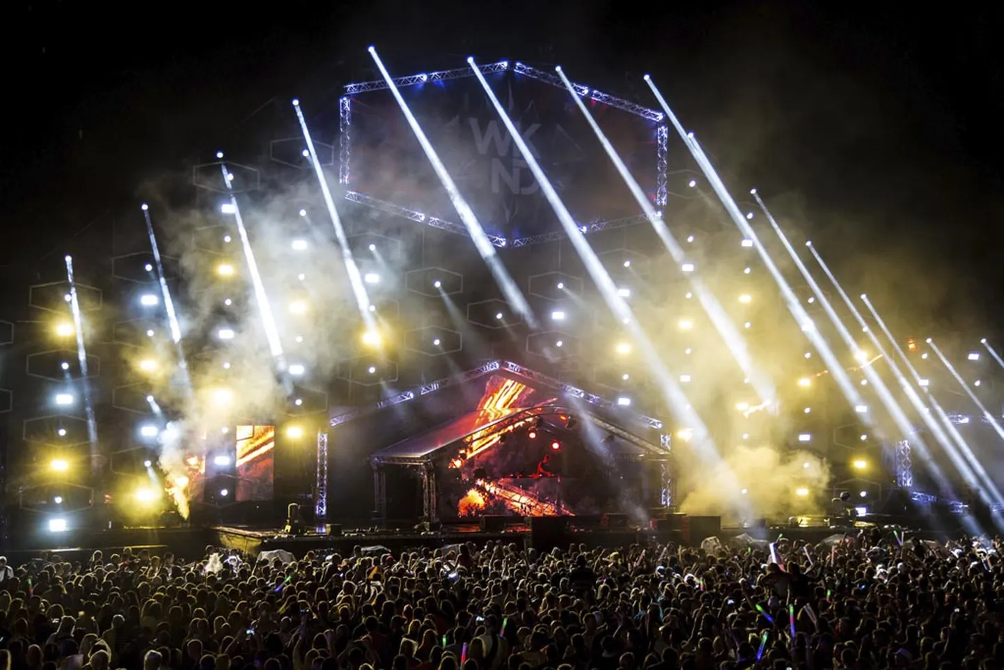 Weekend Festival.