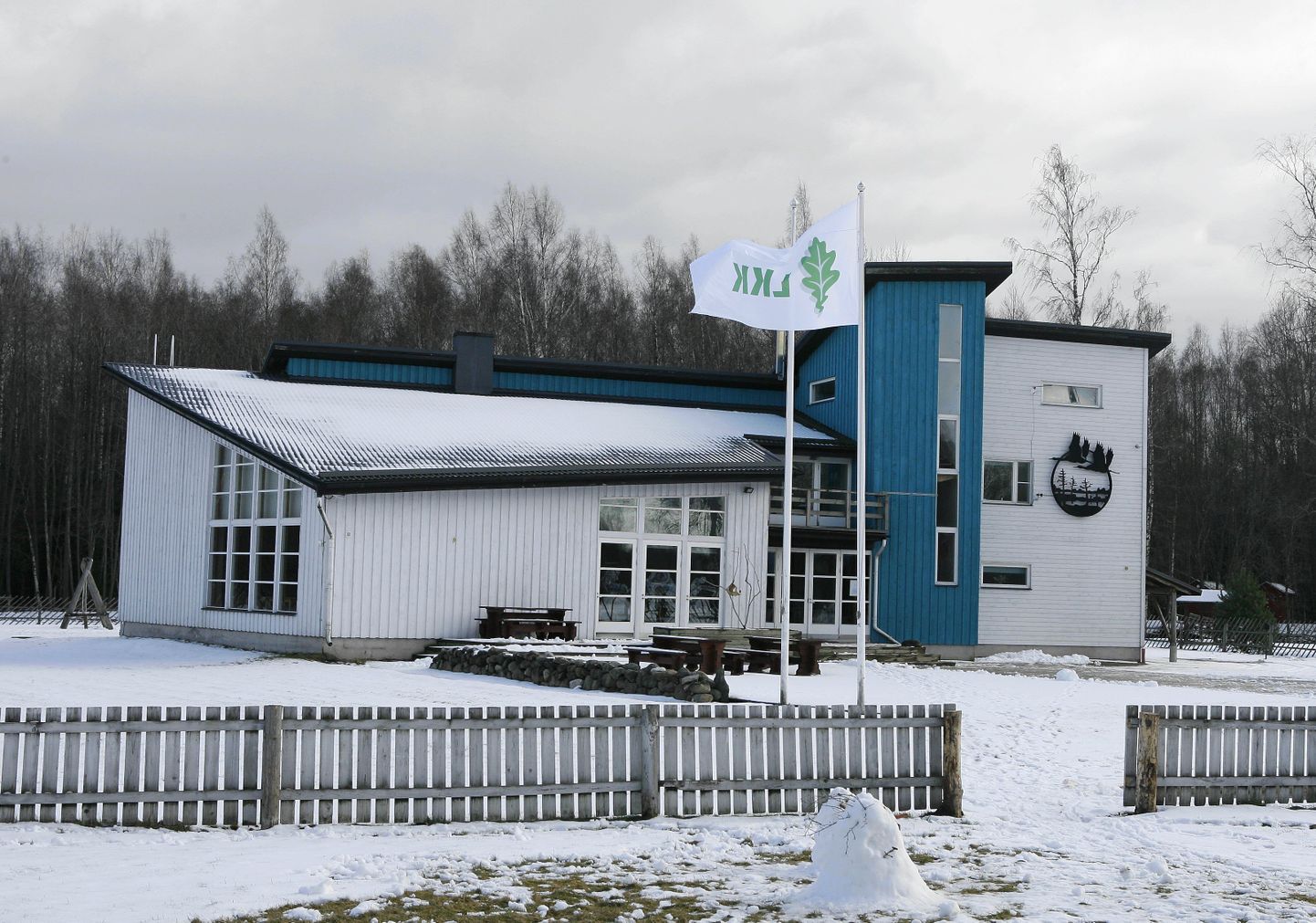Looduskaitsekeskuse lipp sai Soomaa külastuskeskuse ees lehvida vaid kolm aastat, sest järjekordne reform kaotas ka selle noorukese asutuse.