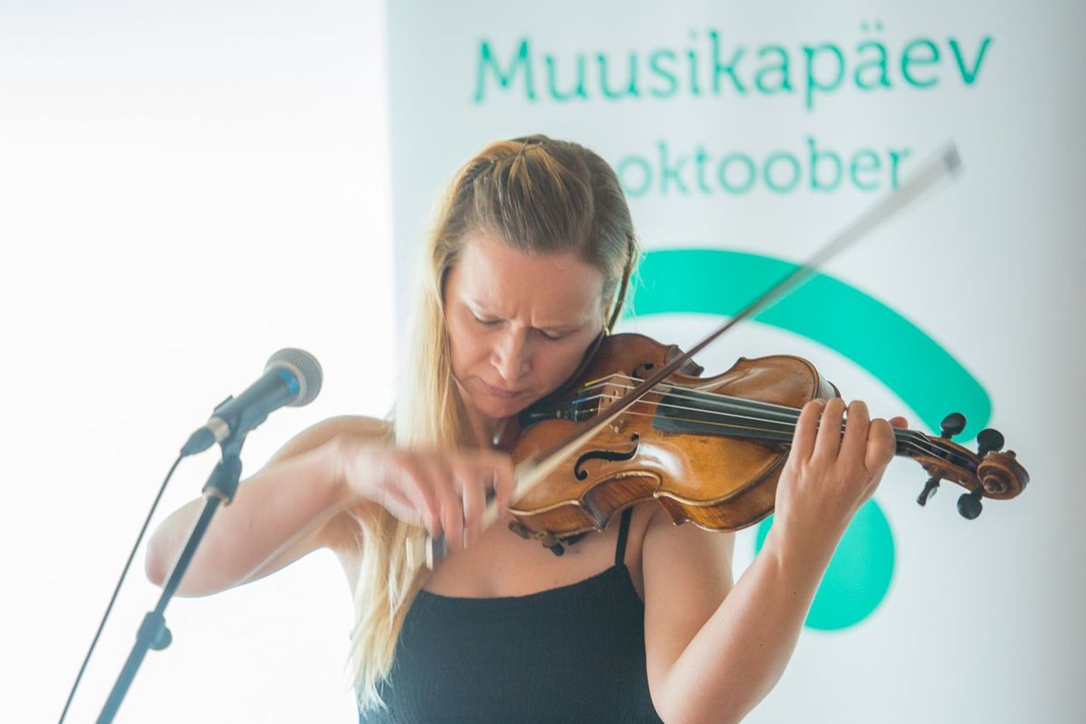 Viiuldaja Sigrid Kuulmann.