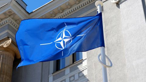 Ja atturēšana neizdosies, būsim gatavi aizstāvēt Latviju un Igauniju, norāda Vācijas un Nīderlandes korpusa komandieris