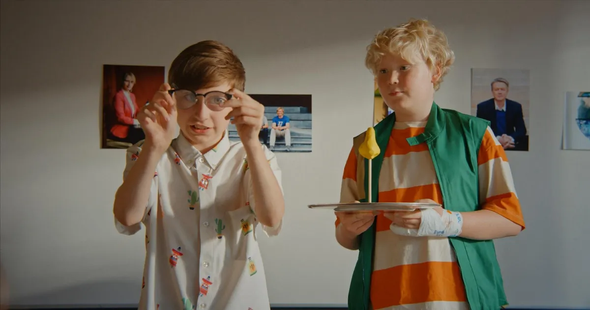 Rus pornosida etuk sochli qishloq ayollari