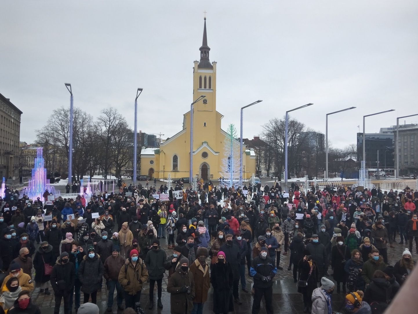 Igaunijā notiek protesta akcija Alekseja Navaļnija atbalstam