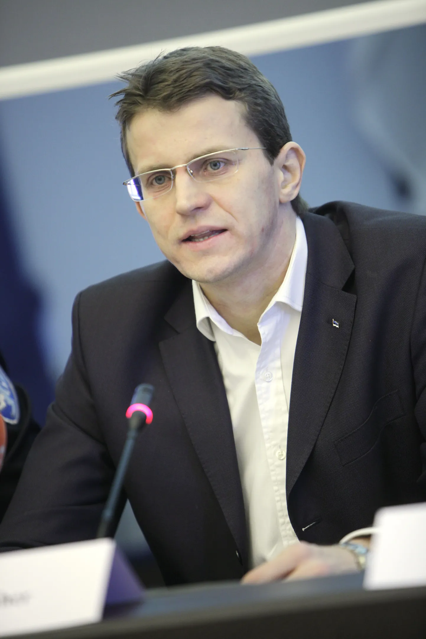 Ken-Marti Vaher