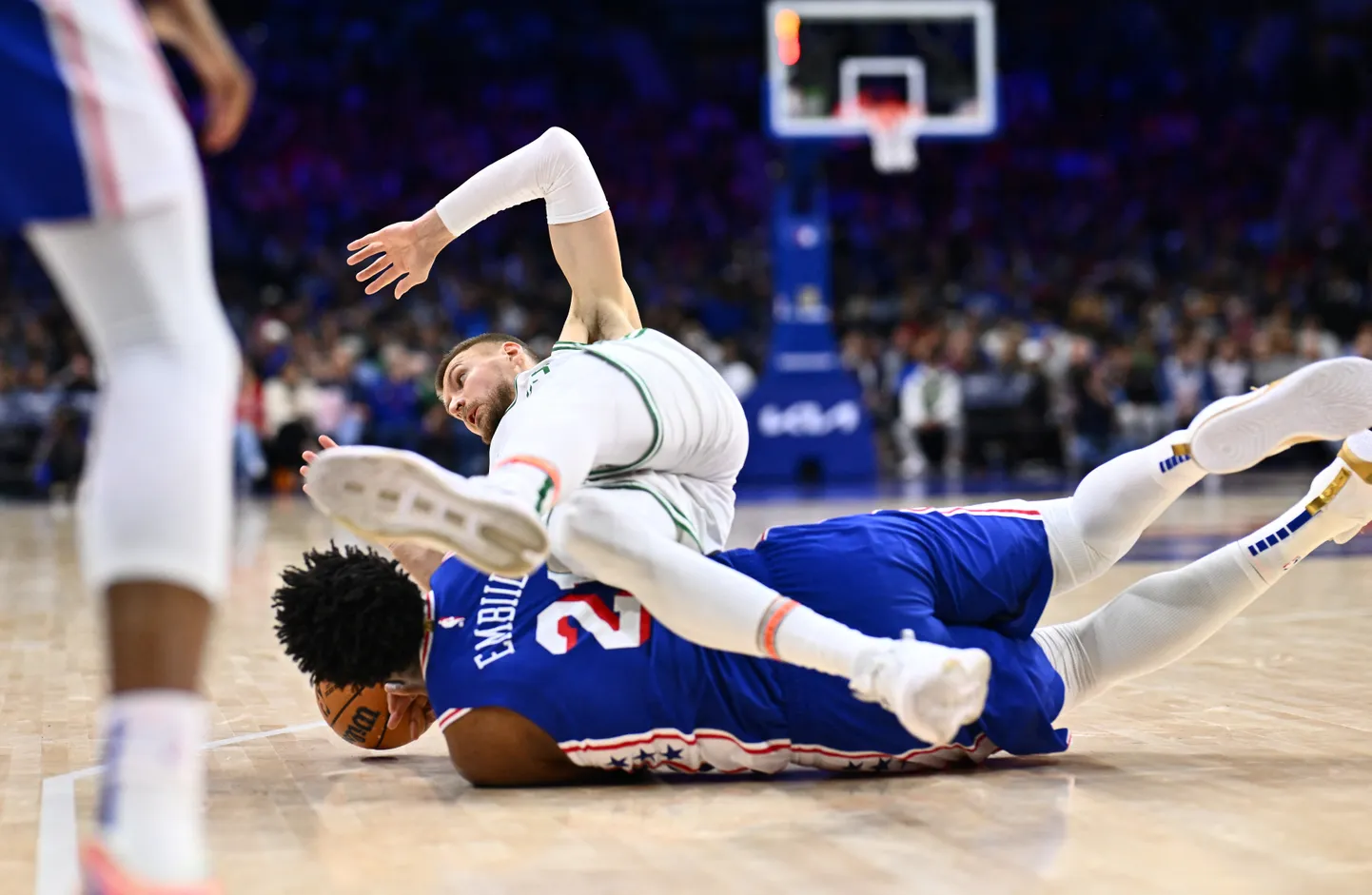 Kristaps Porziņģis un Džoels Embīds