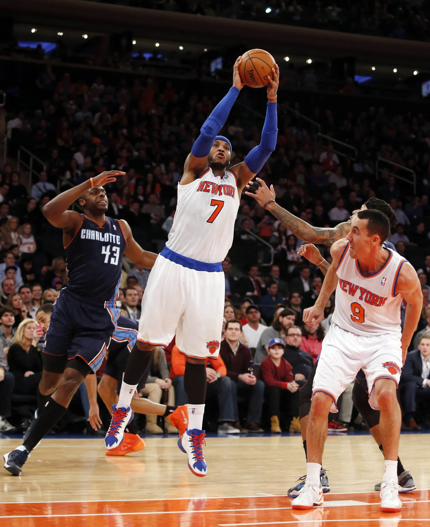 Carmelo Anthony (nr. 7).