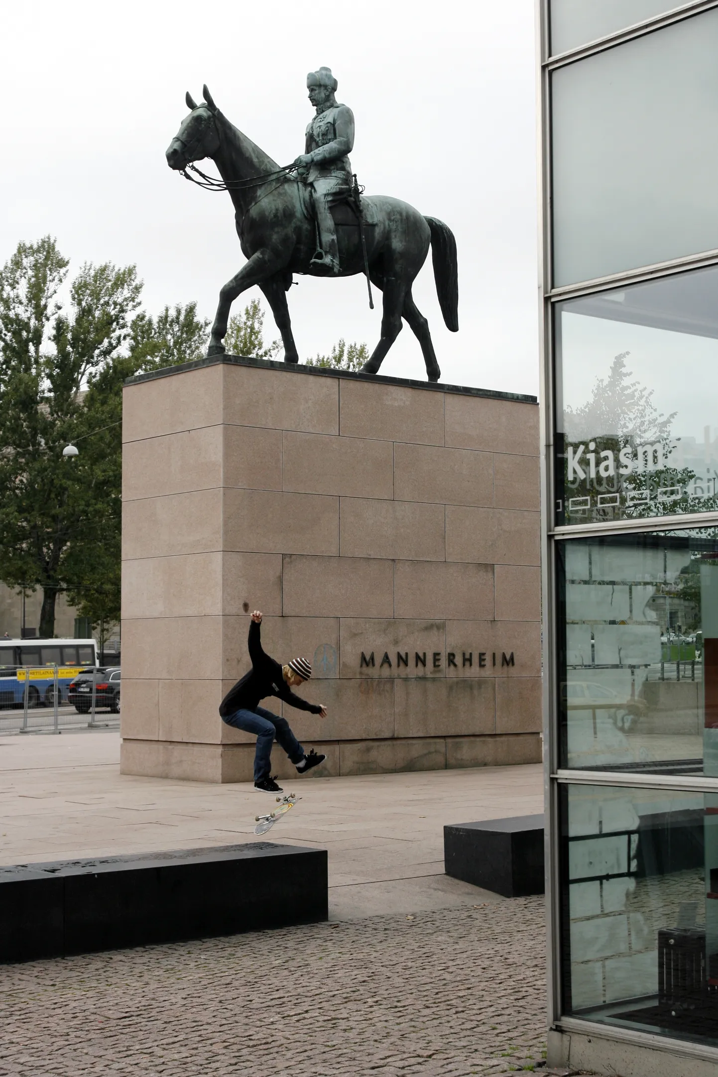 Soome marssali Carl Gustav Mannerheimi (1867 - 1951) ratsamonument Helsingi kesklinnas