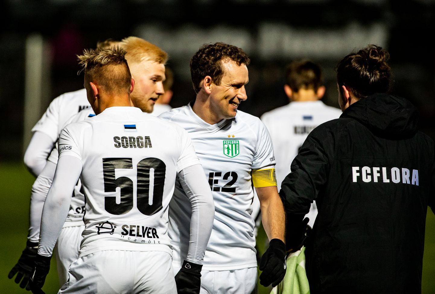 Tallinna FC Flora jalgpallimeeskonna ridades skoorisid täna nii Konstantin Vassiljev (keskel) kui ka Erik Sorga.