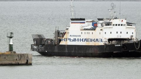 Турция: РФ ограничила проход судов через Керченский пролив