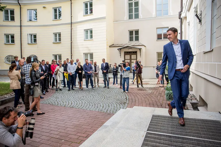 Honour Club Estonia 2016 Stenbocki maja õuel koos peaminister Taavi Rõivasega.Foto: