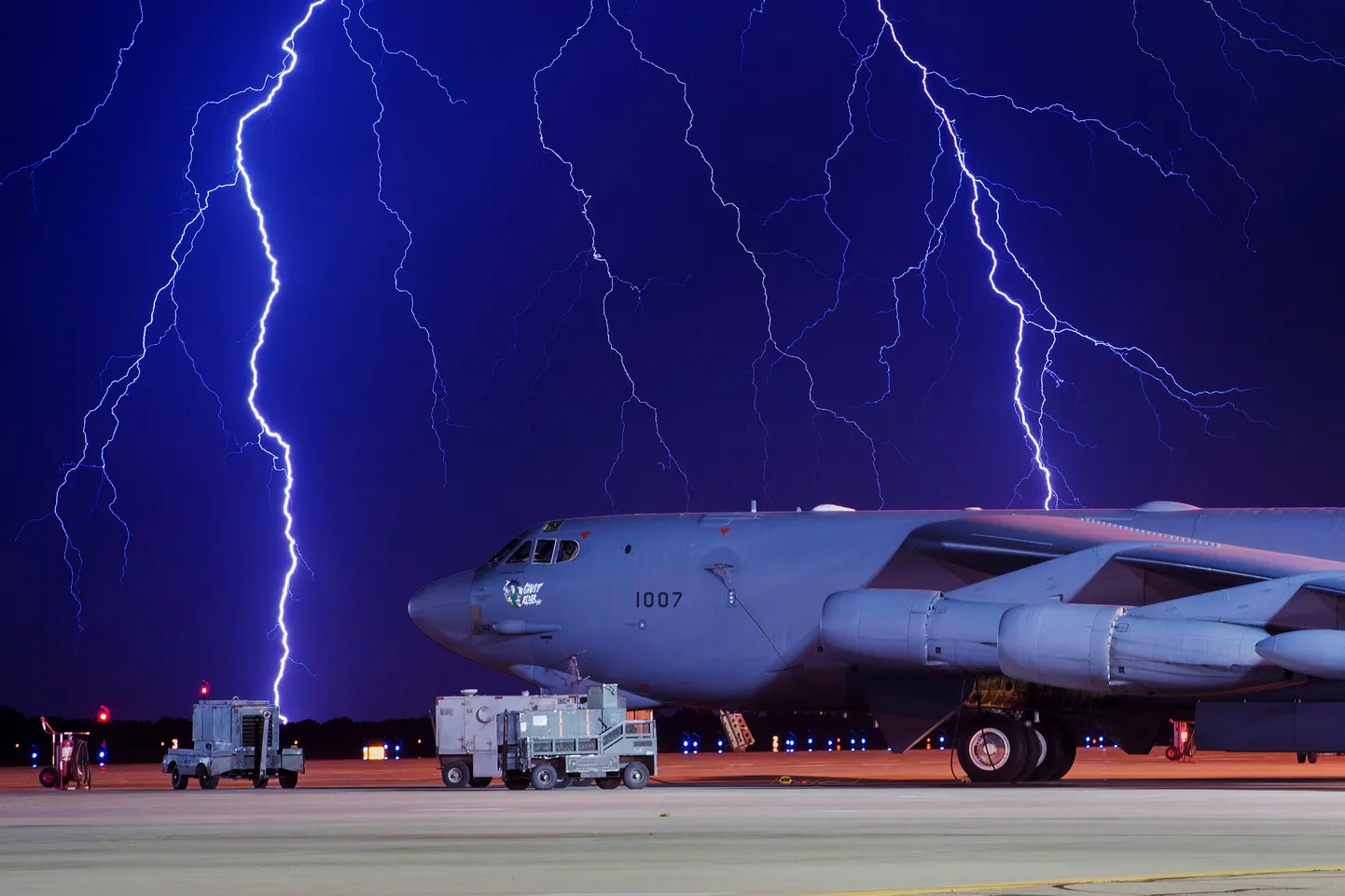 B-52.