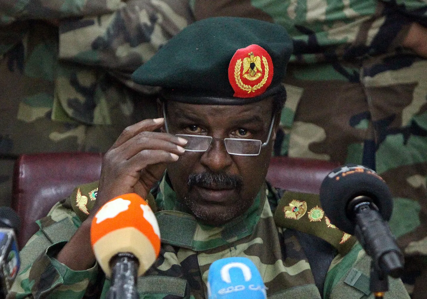 Kolonel Wanis Abu Khamada.