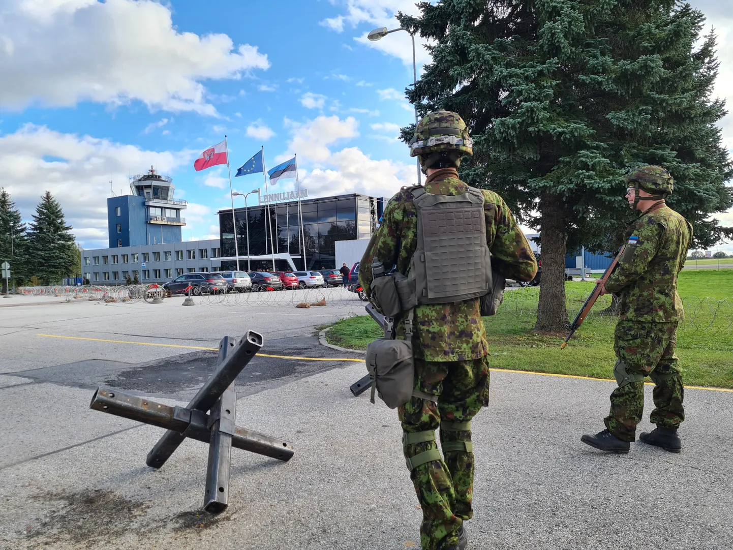 Õppusel Ussisõnad harjutavad reservväelased reedel ja laupäeval Tartu ringteedel kontroll-läbilaskepunktide mehitamist.