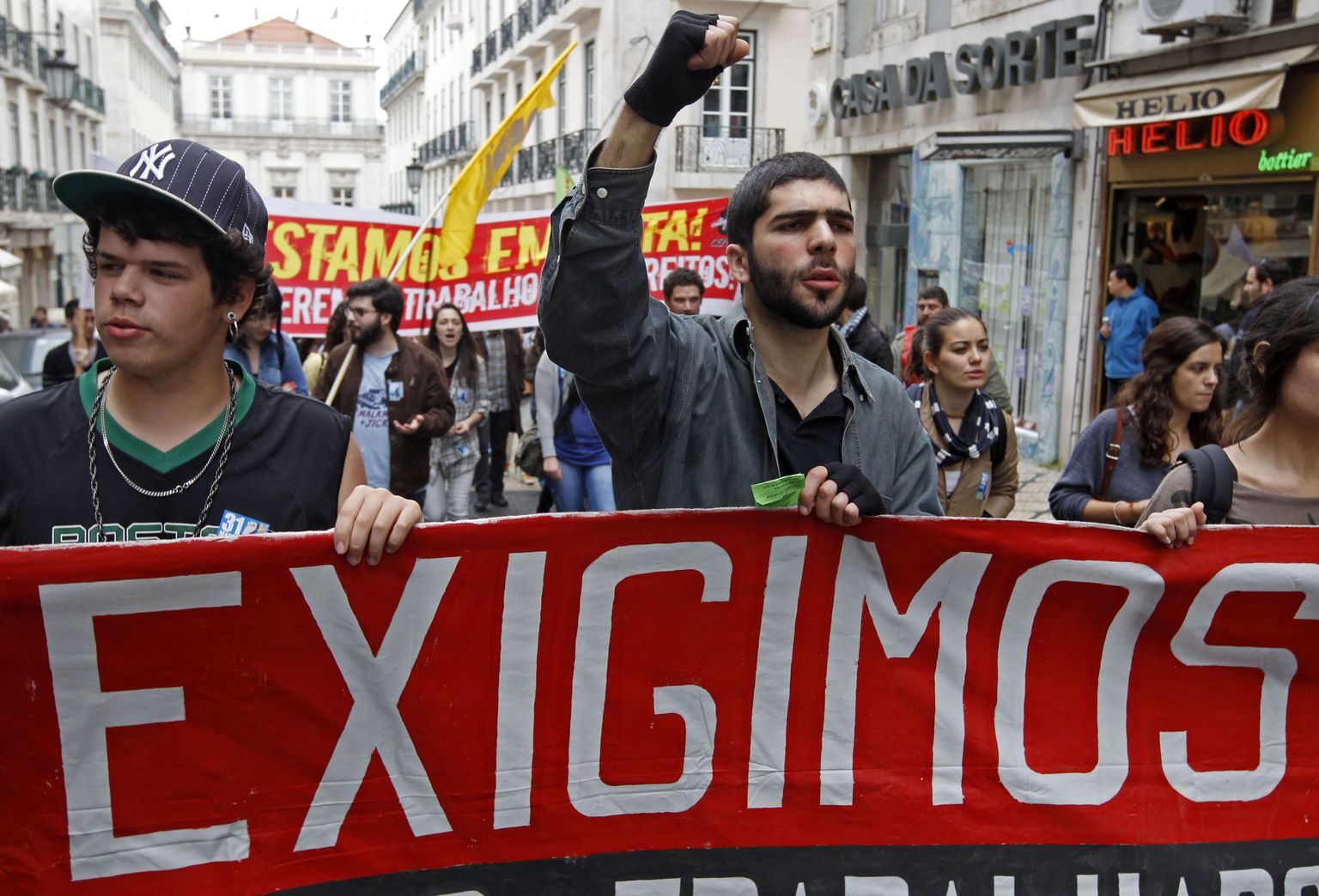 Protest noorte tööpuuduse vastu Lissabonis