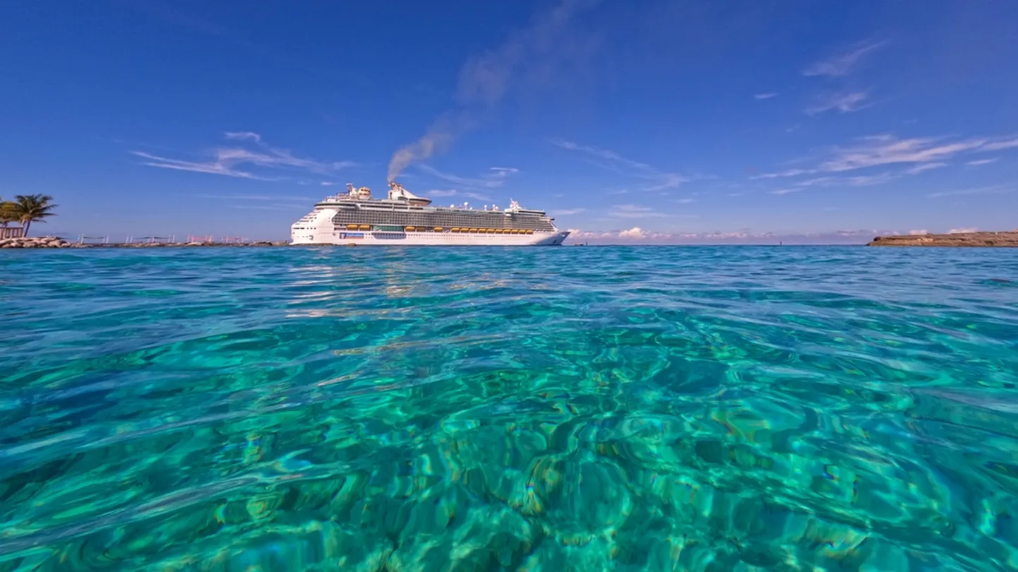 Royal Caribbeani kruiisilaev Bahamadel.