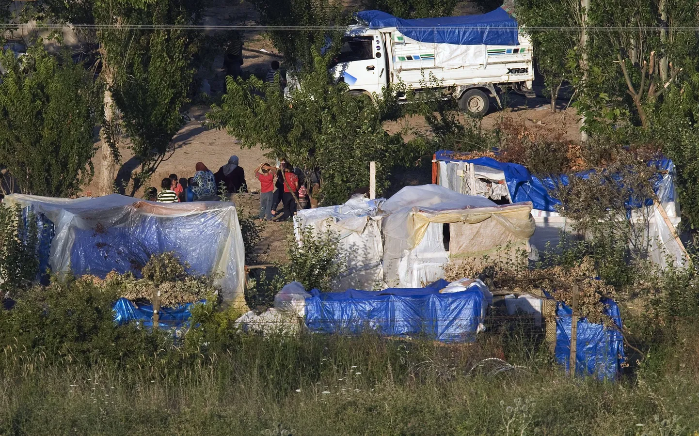 Süüria põgenike ajutine telklaager Türgi piiri ääres Guveccis.