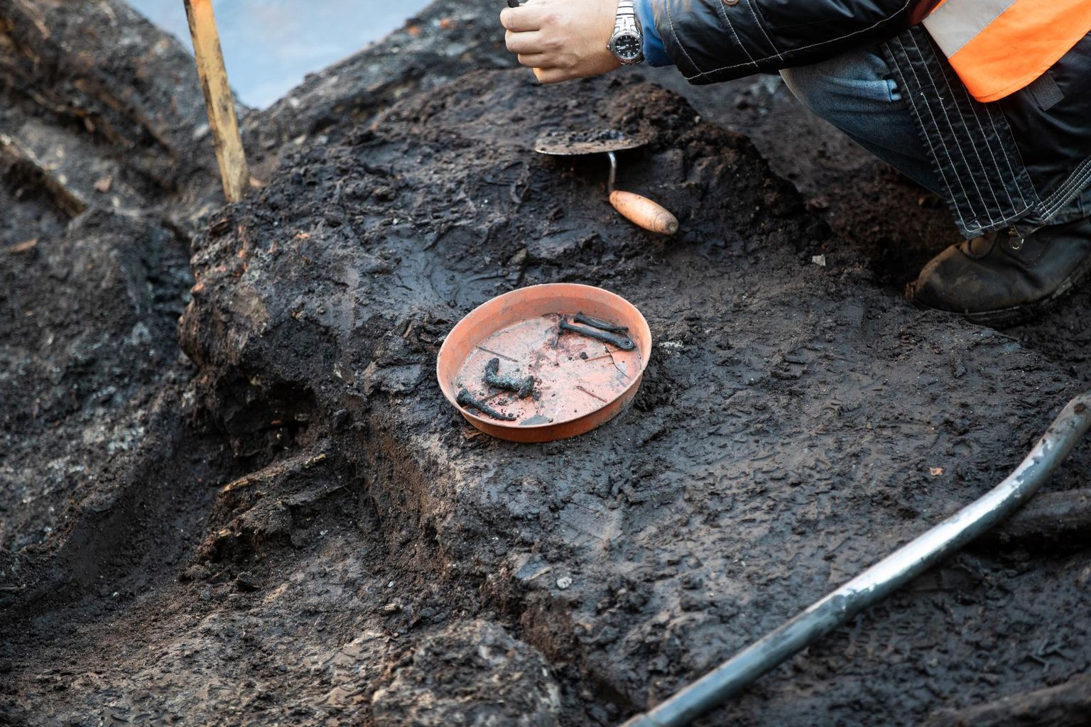 Arheoloogid leidsid Keblaste põletuskalmistult seni puutumata matuse. Foto on illustreeriv.