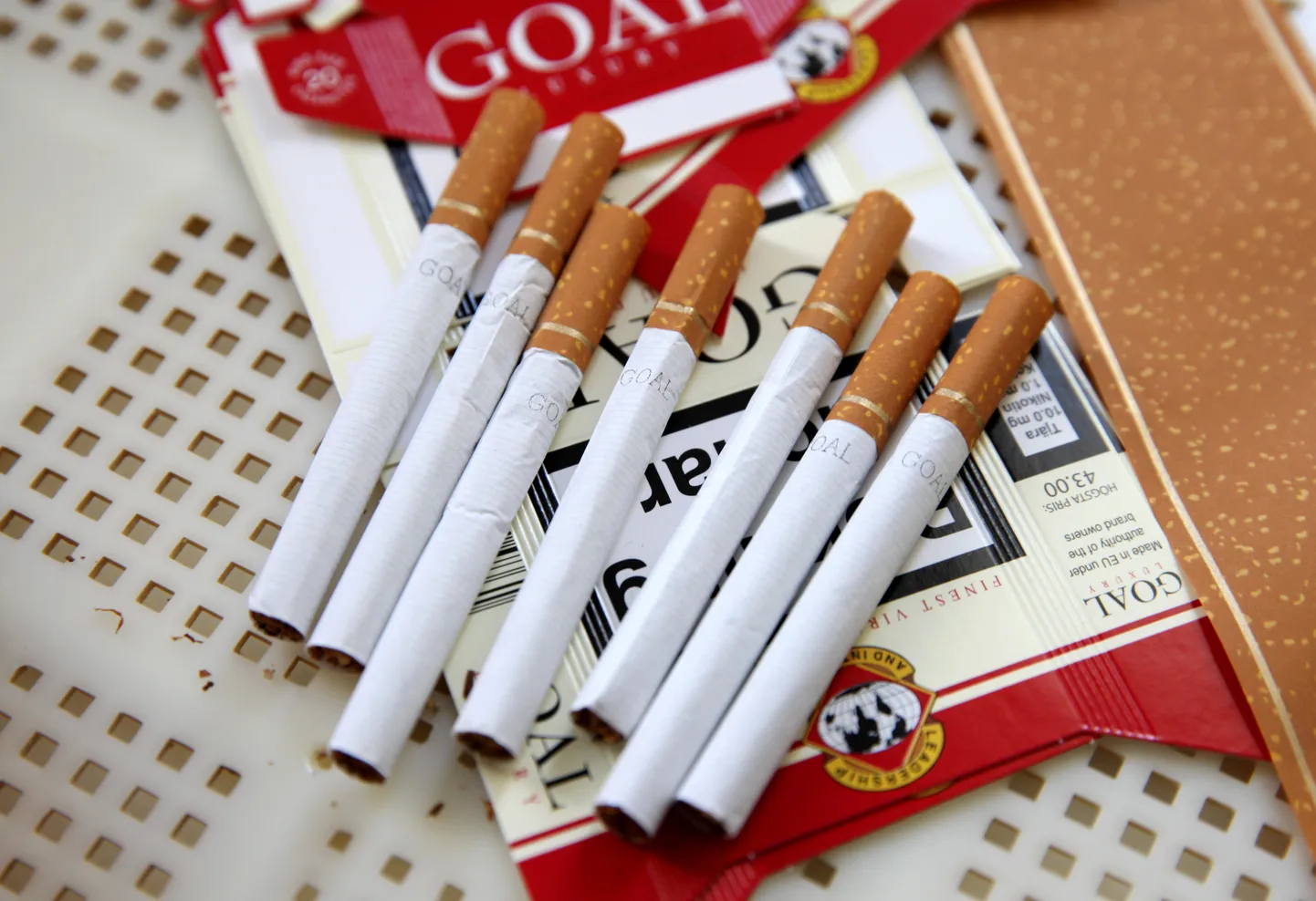 Контрабандные сигареты. Иллюстративное фото