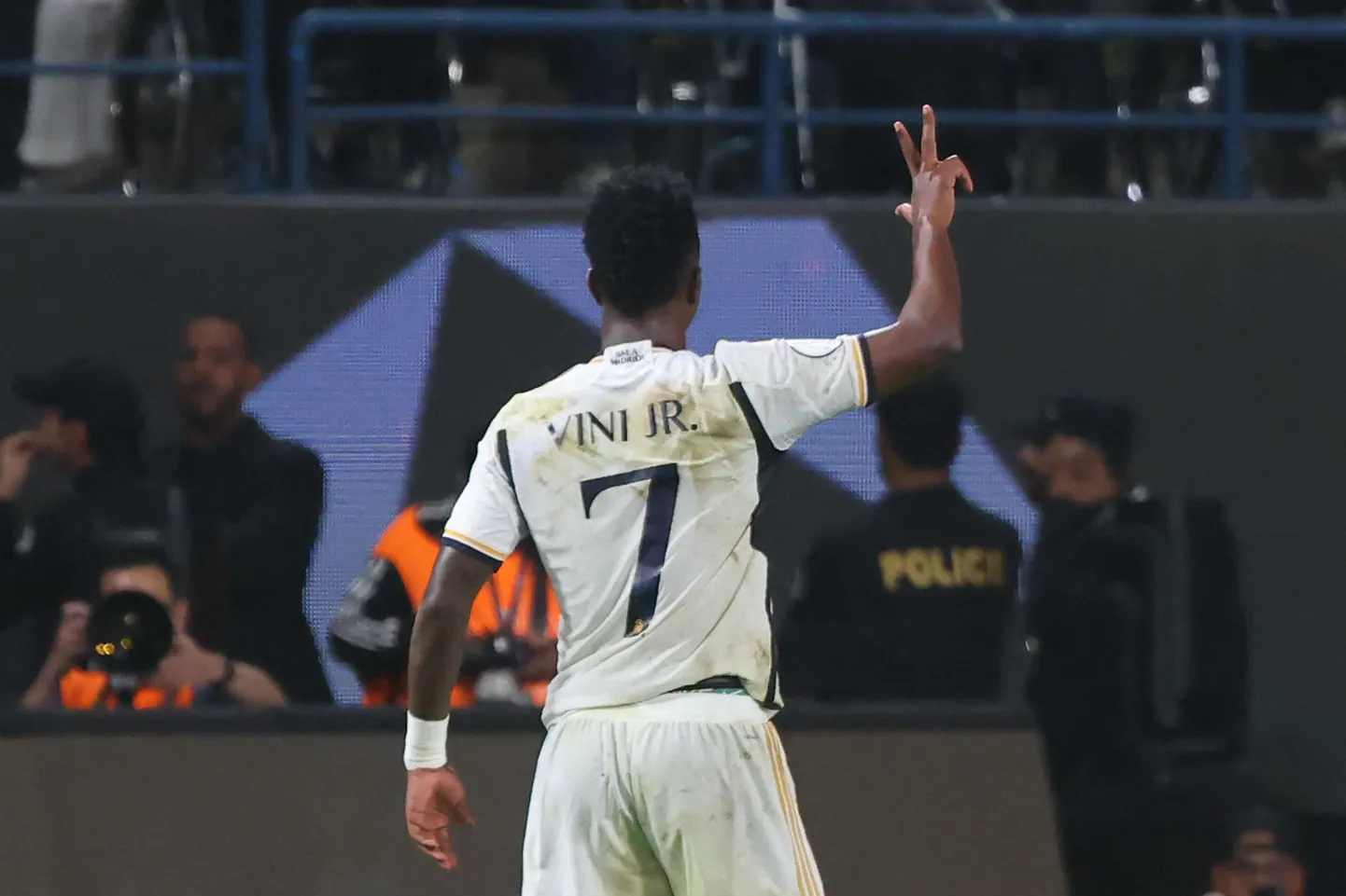 Vinicius jr tähistab oma kolmandat väravat Hispaania superkarika finaalis 14. jaanuaril 2024.