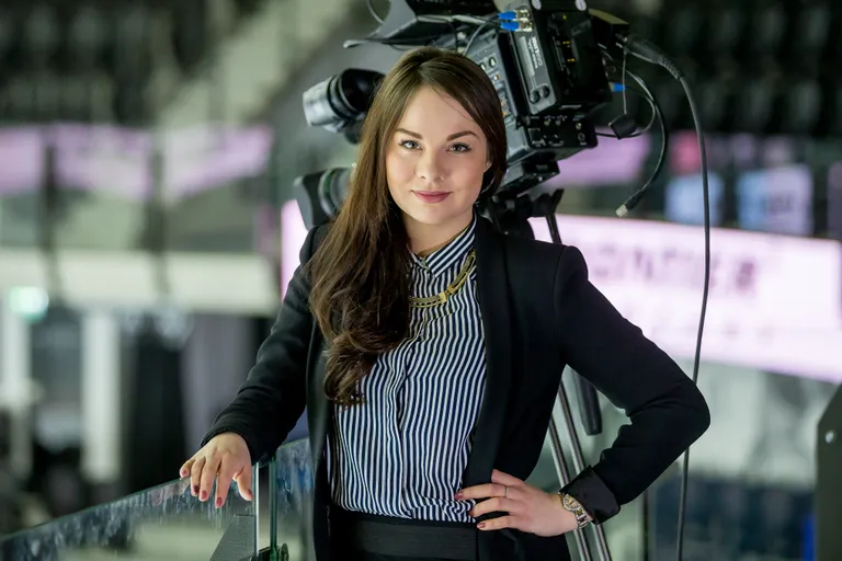 Елена Глебова.