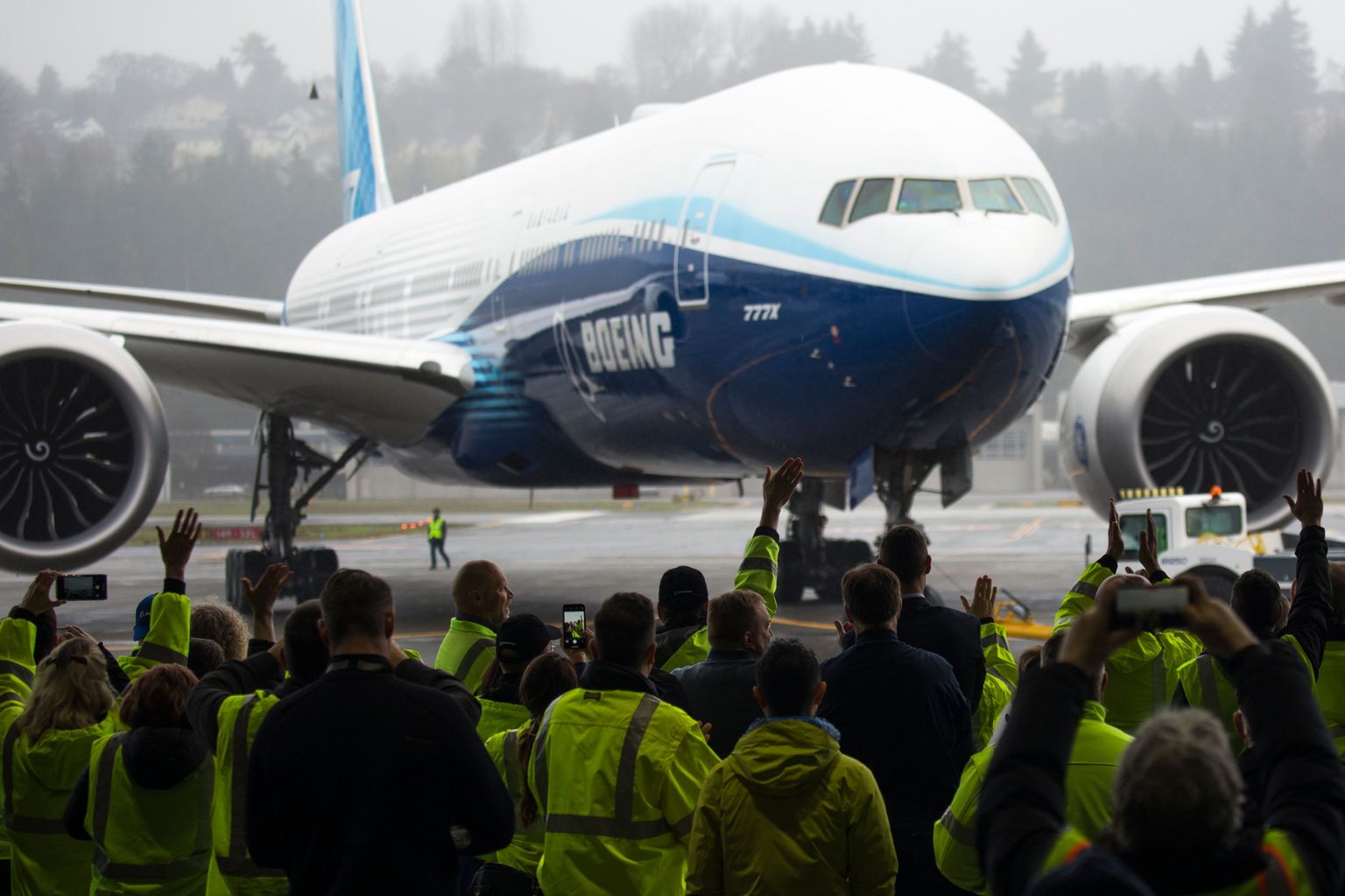 Испытания самолета Boeing 777X