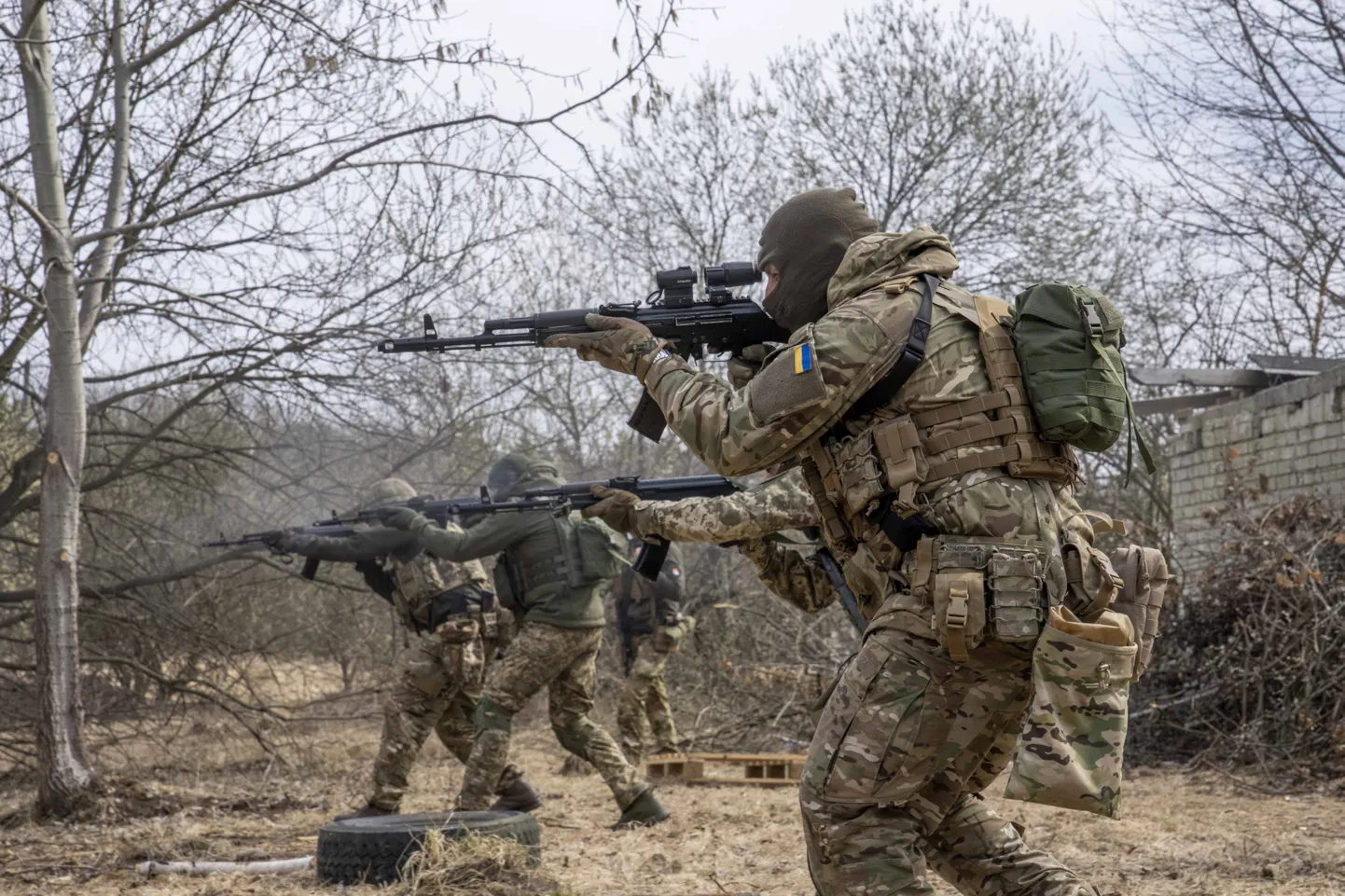 Ukraina Kiievi territoriaalse kaitse üksus märtsi lõpus treeningul
