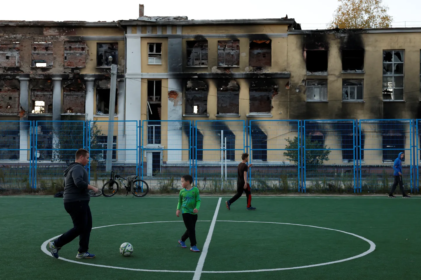 Venemaa raketirünnakutes hävinud jalgpallistaadion Harkivis