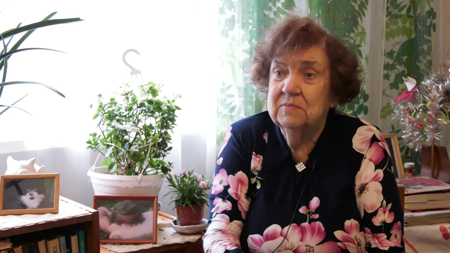 Айно подарила дом внучке.