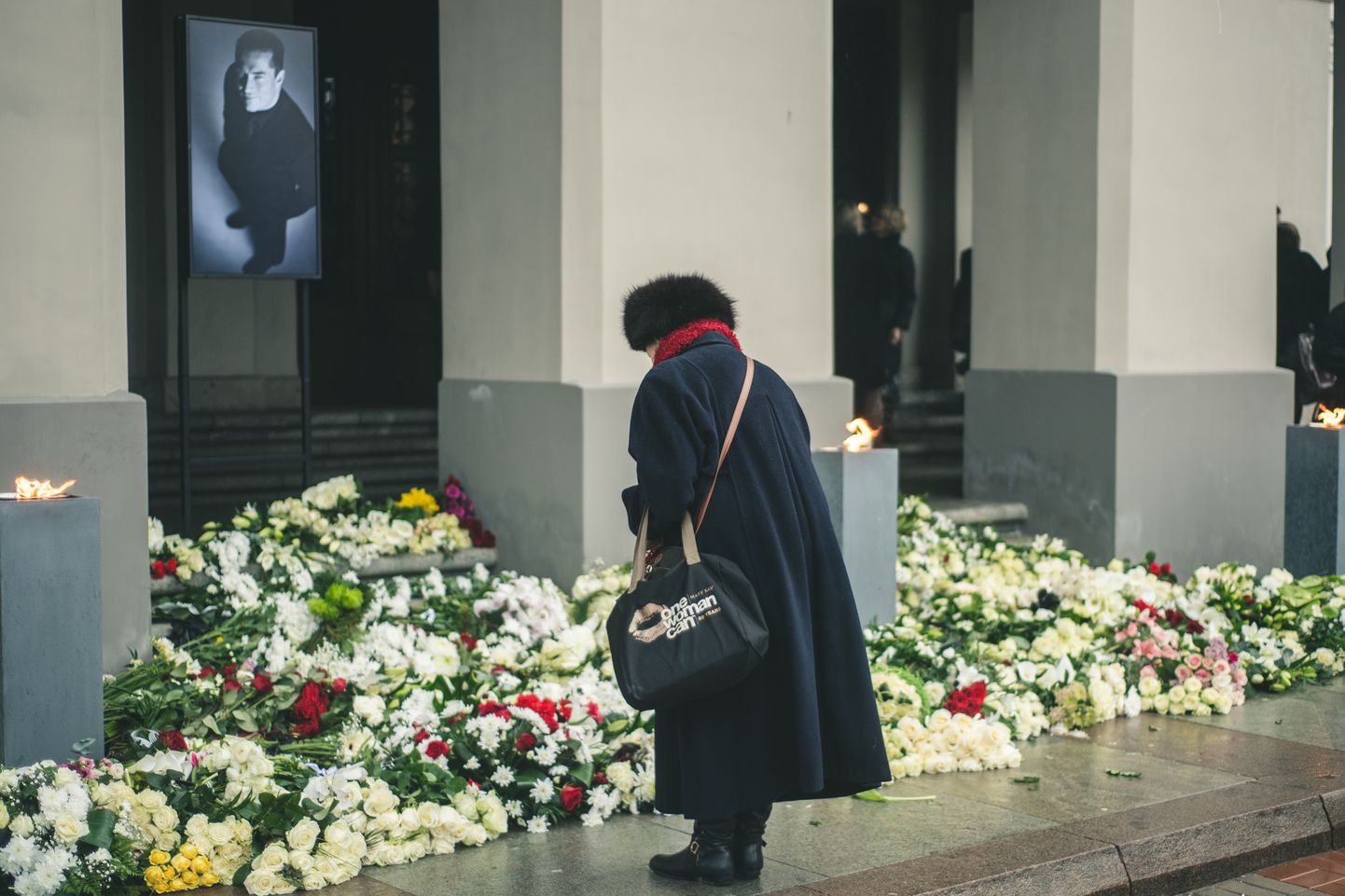 Tuvinieki, kolēģi un prominences atvadās no pāragri mirušā Andreja Žagara