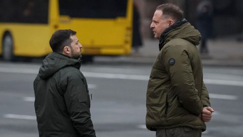 Экс-глава Офиса президента Украины после отставки заявил, что идет на фронт