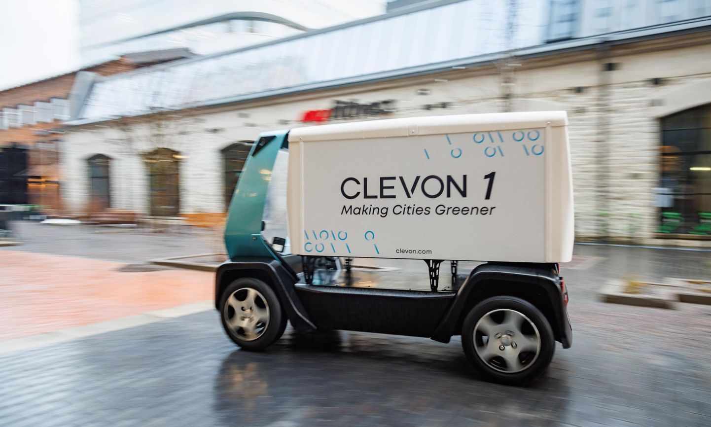 Börsilt lahkumist on ettevõte põhjendatud vajadusega kaasata lisakapitali, mis on vajalik Clevoni põhitoote Clevon 1 sõiduki ja selle tehnoloogia edasiarenduseks.
