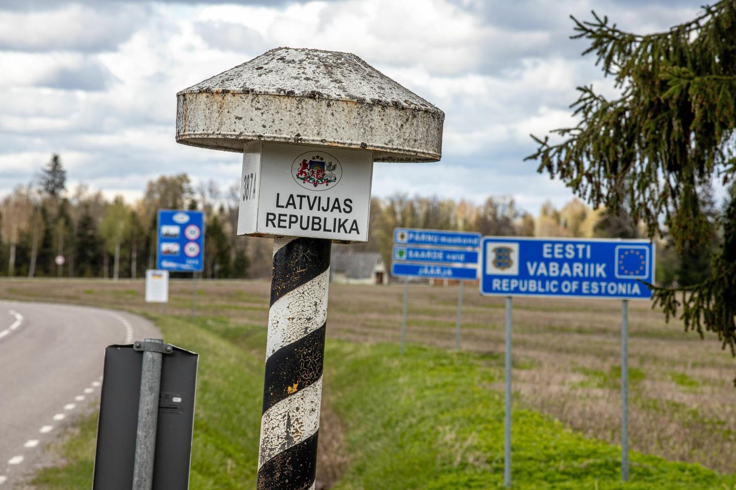 Ebaseadusliku rände tõkestamiseks suunas politsei- ja piirivalveamet Eesti ja Läti piirile lisapatrulle.