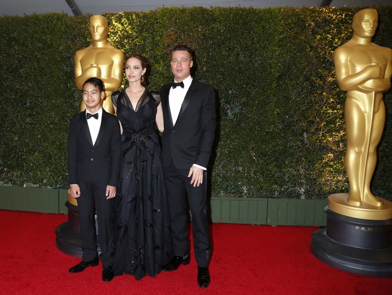 Angelina Jolie, Maddox Jolie-Pitt, Brad Pitt / Scanpix