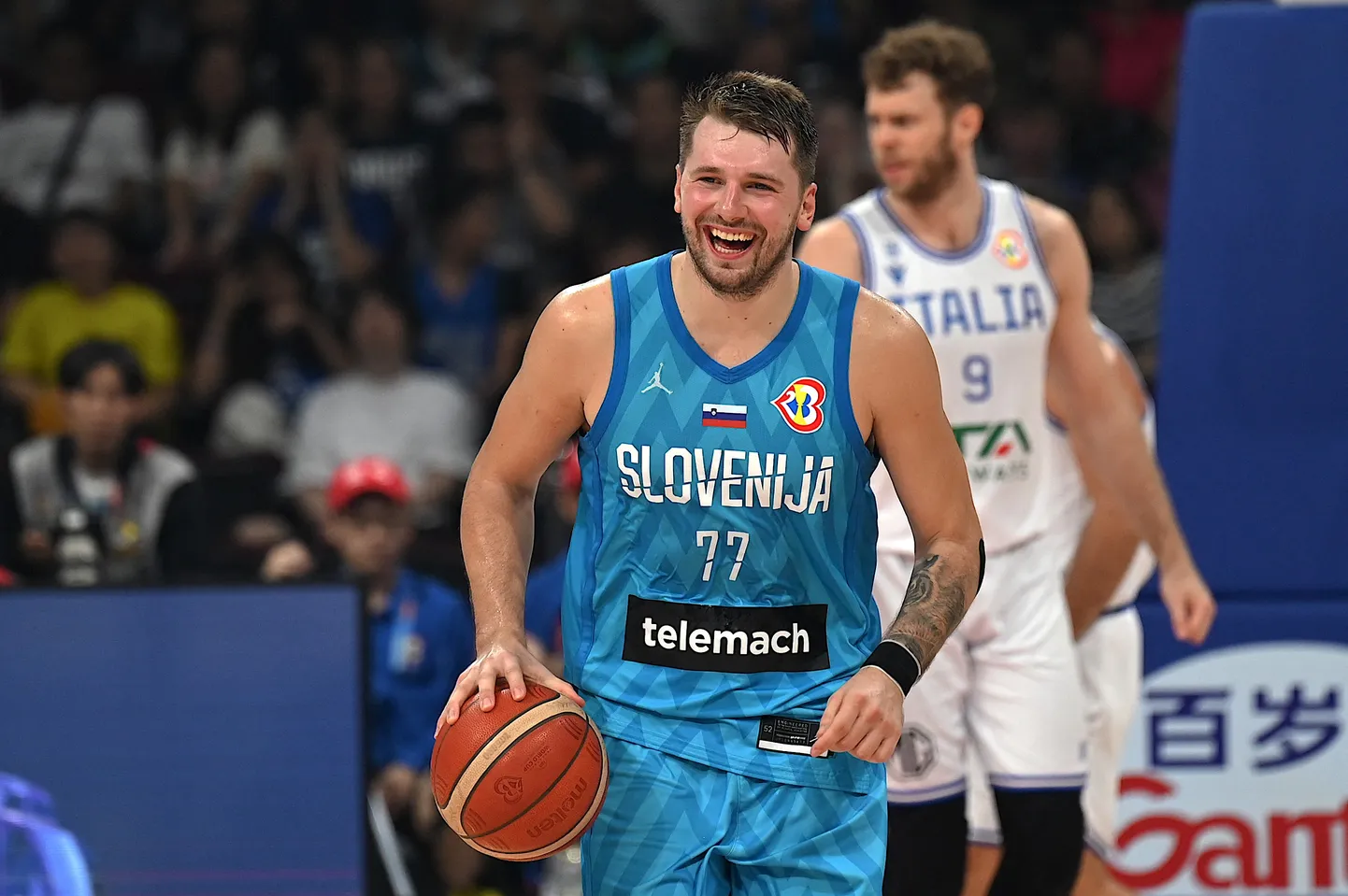Luka Doncic lustis Itaalia vastu.