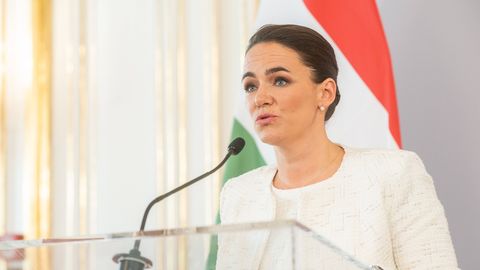 Президент Венгрии наложила вето на скандальный закон о ЛГБТК+