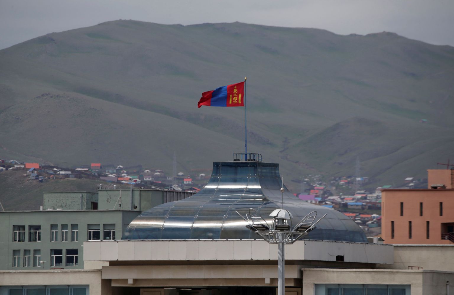 Дворец правительства Монголии.