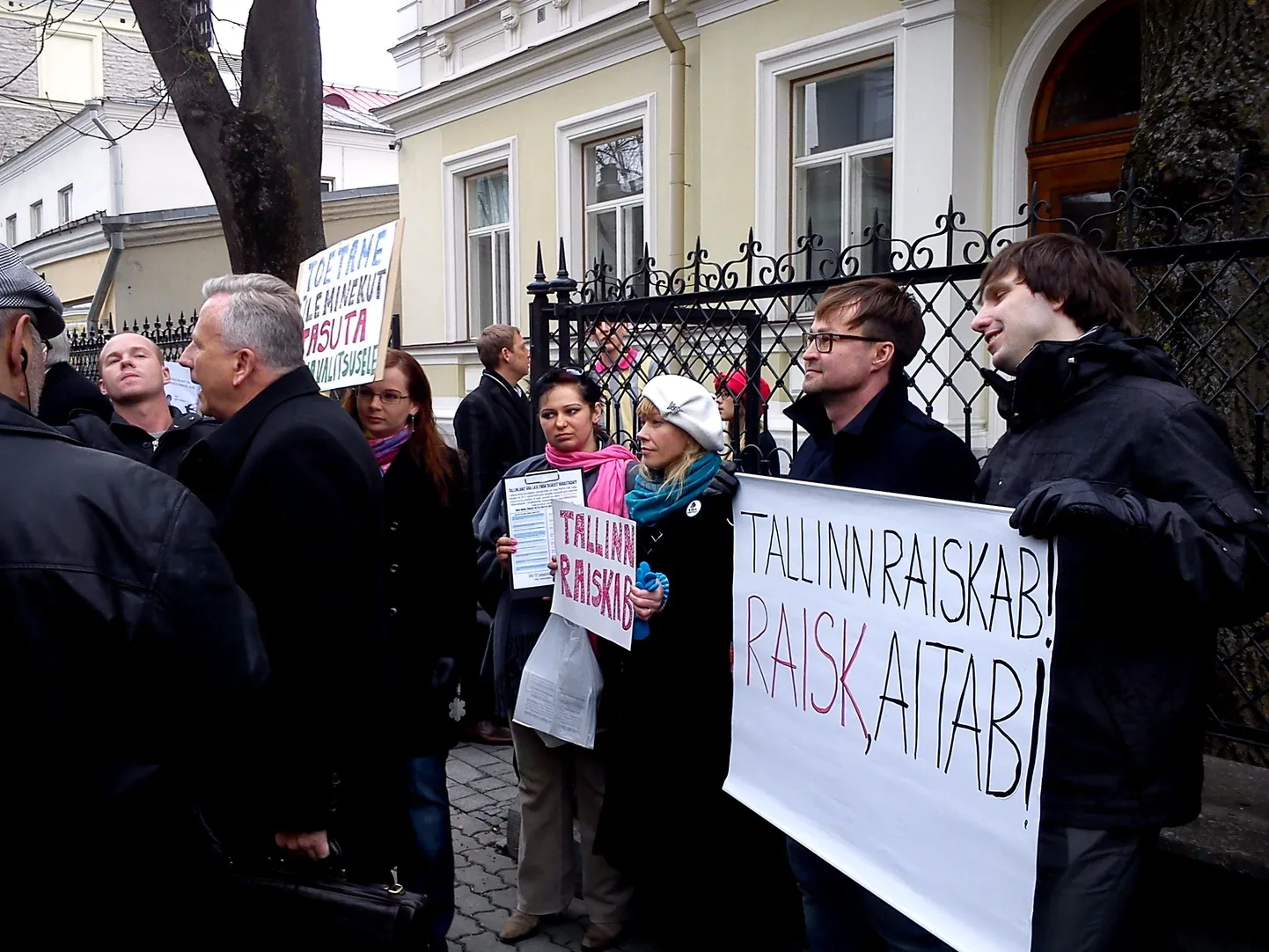Meeleavaldus tasuta ühistranspordi kehtestamise vastu Tallinna linnas.