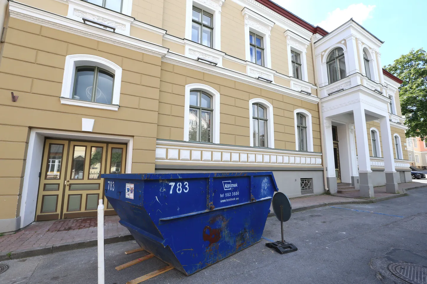 Aastakümneid tartlastele Postimehe majana tuntud Gildi 1 hoone saab uue sisu ning muutub tulevikus eluhooneks.