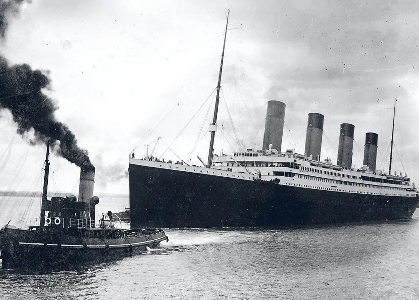 «Титаник» был самым современным судном своего времени. Строители и владельцы этого гиганта самонадеянно заявляли: «Сам Господь Бог не сможет потопить его».