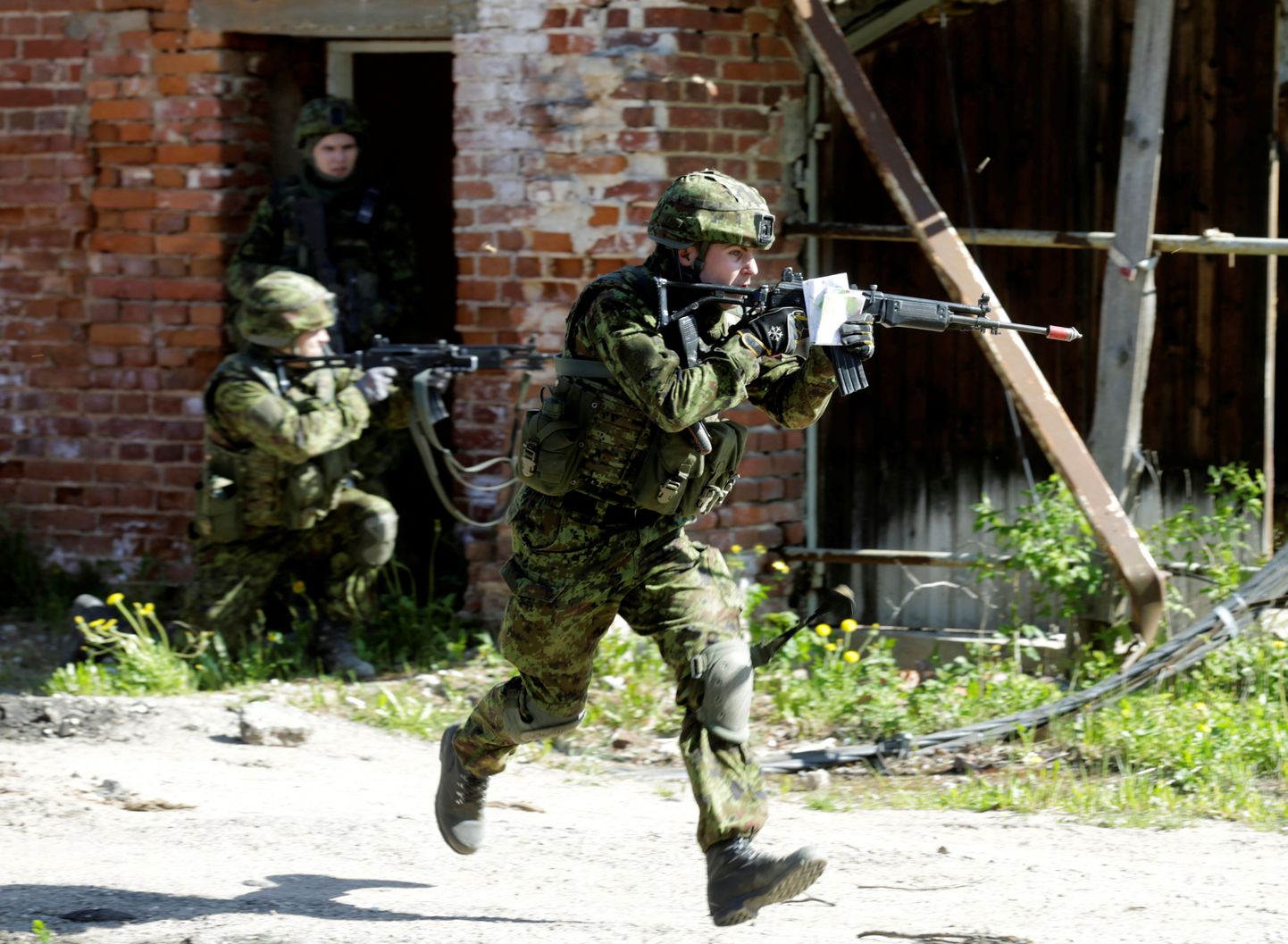 Eesti sõdurid Kevadtormi militaarõppuse ajal käesoleva aasta mais Räpinas.