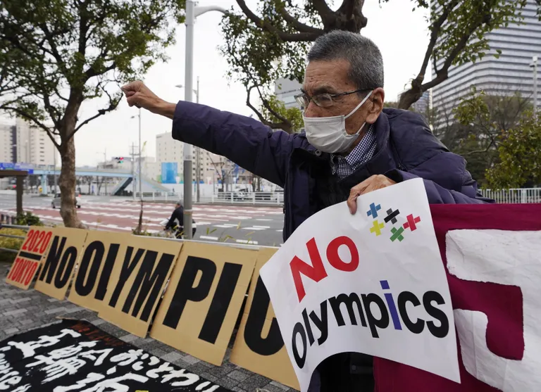 Tokyo tänavatel toimub palju olümpia-vastaseid meeleavaldusi, ent spordipidu ilmselt ära ei jää.