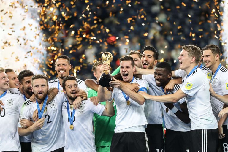 Немцы празднуют победы в Кубке Конфедераций-2018