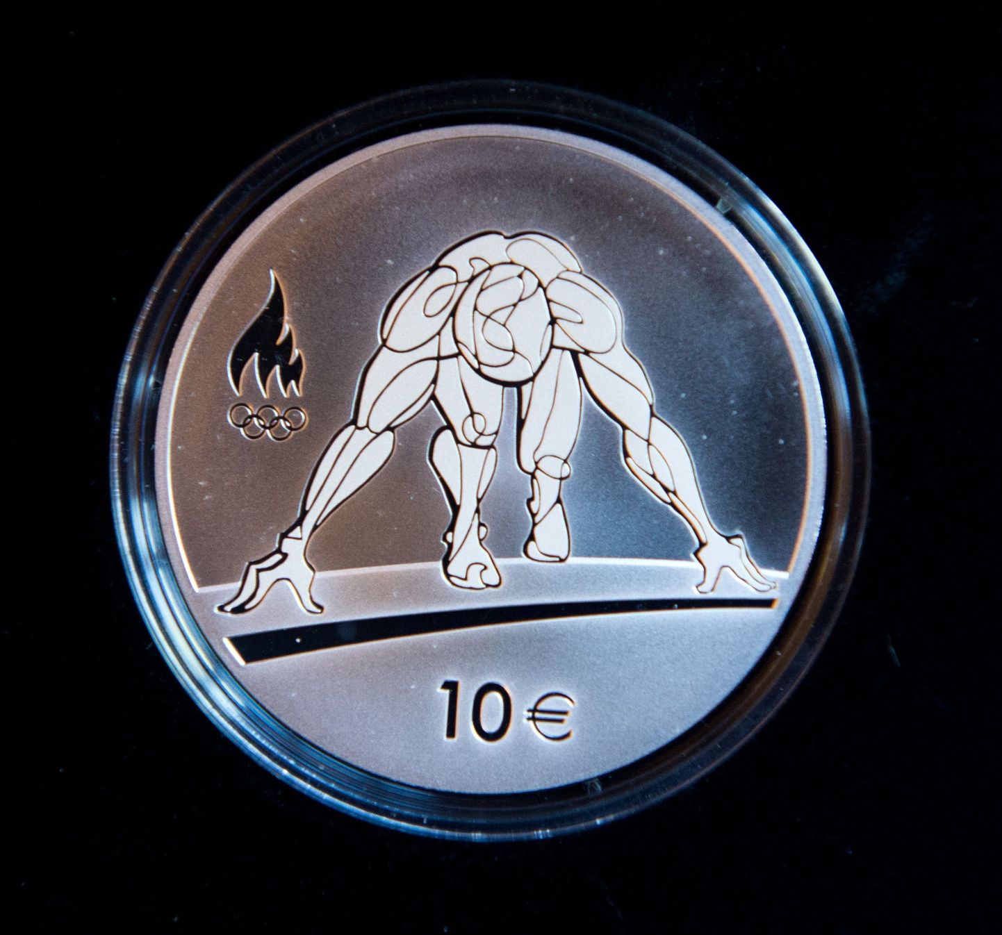 Сувенирная монета Эстонского банка в честь Олимпийских игр в Рио.