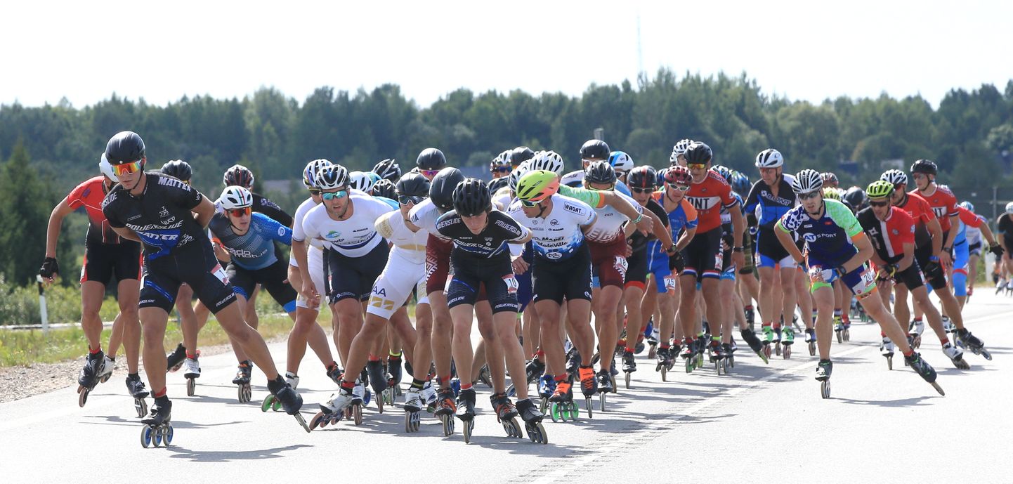 Tänavu 23. augustil toimuvat 14. Tartu rulluisumaratoni on võimalik läbida kas põhipäeval kohapeal või siis kaugosalusena ajavahemikus 13.-23. august. Pildil 2019. aasta Tartu rulluisumaraton.