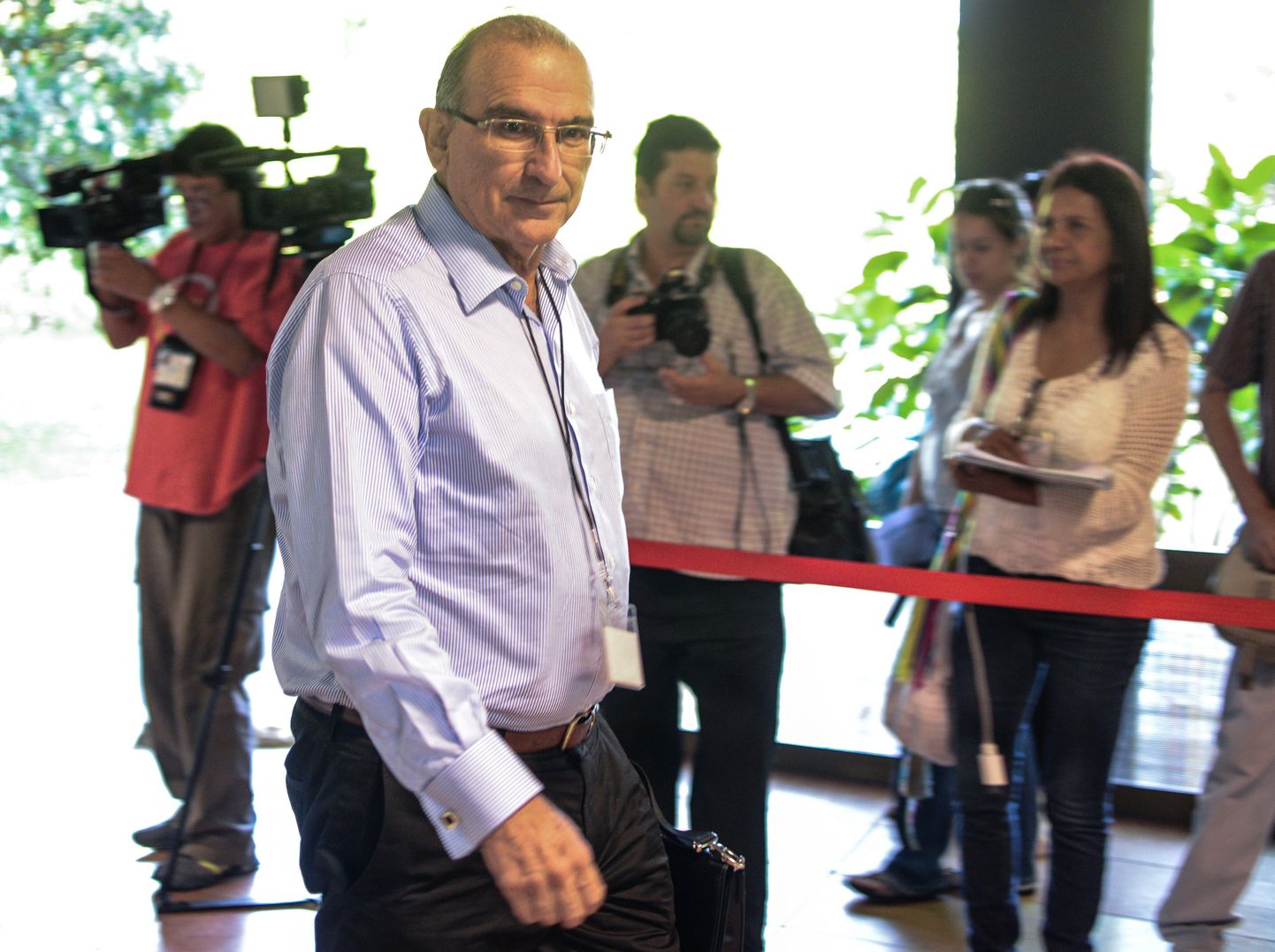 Colombia delegatsiooni juht läbiorääkimistel FARCiga Humberto de la Calle.