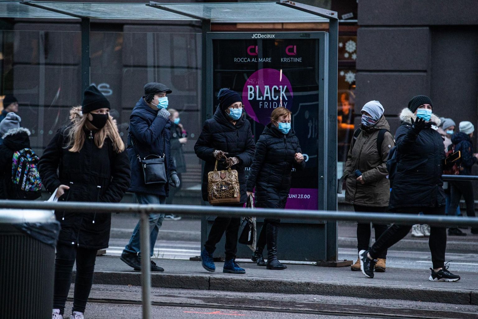 2020. aastast jäävad Eestis ja maailmas meenutama inimesed maskides.