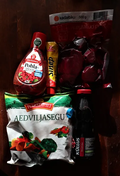 Marje saadetud pilt kodus olevatest toiduvarudest.